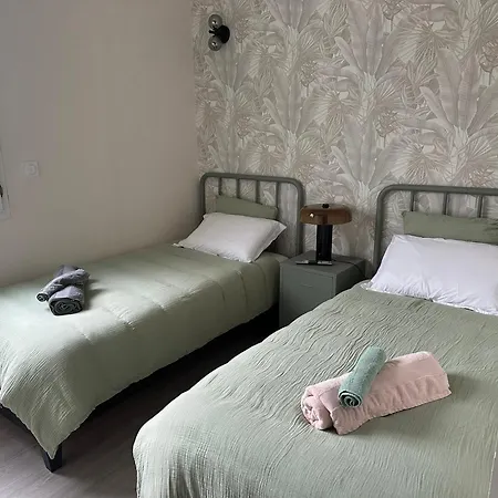 La Tour De Xandre La Rochelle Bed & Breakfast Saint-Xandre