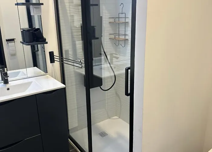 לינה וארוחת בוקר La Tour De Xandre La Rochelle Saint-Xandre